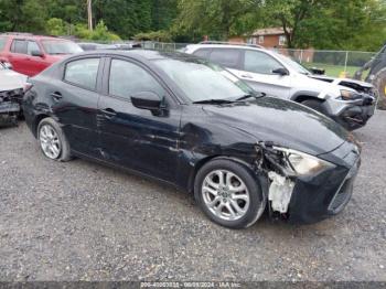  Salvage Toyota Yaris