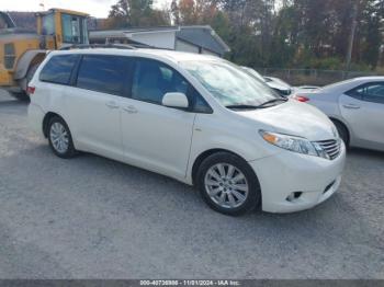  Salvage Toyota Sienna