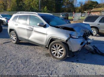  Salvage Jeep Cherokee