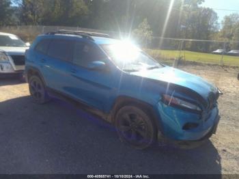  Salvage Jeep Cherokee