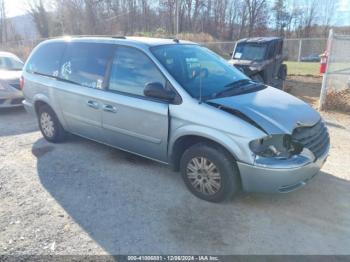  Salvage Chrysler Town & Country