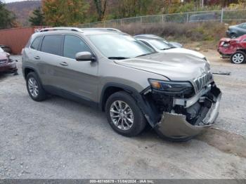  Salvage Jeep Cherokee