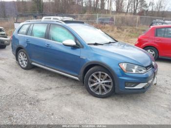  Salvage Volkswagen Golf