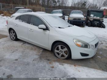  Salvage Volvo S60