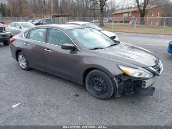  Salvage Nissan Altima