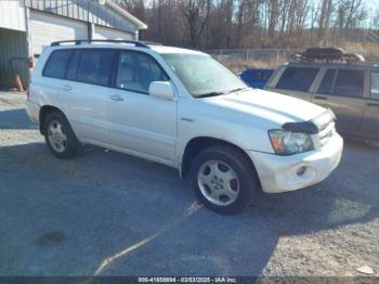  Salvage Toyota Highlander