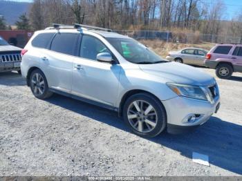  Salvage Nissan Pathfinder