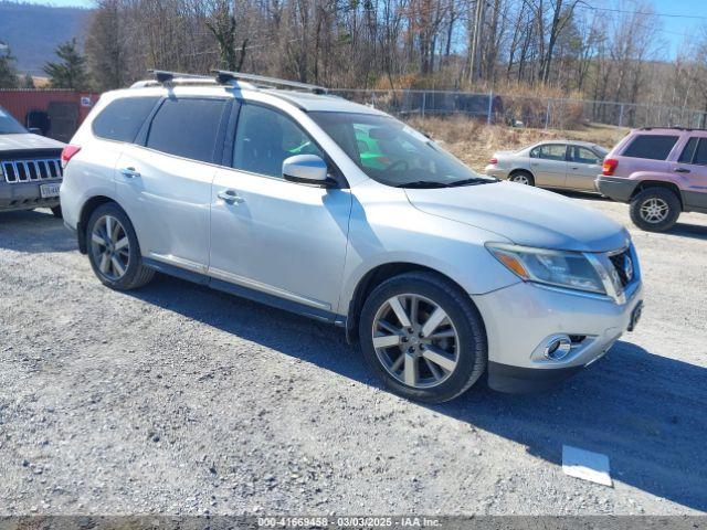  Salvage Nissan Pathfinder