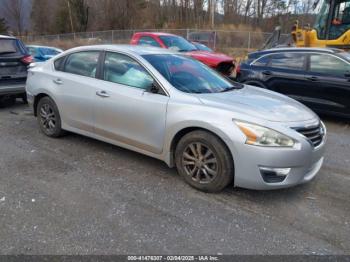  Salvage Nissan Altima