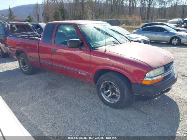  Salvage Chevrolet S-10