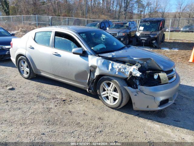  Salvage Dodge Avenger