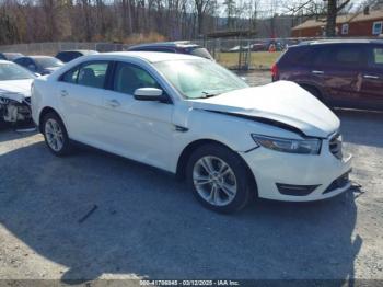  Salvage Ford Taurus