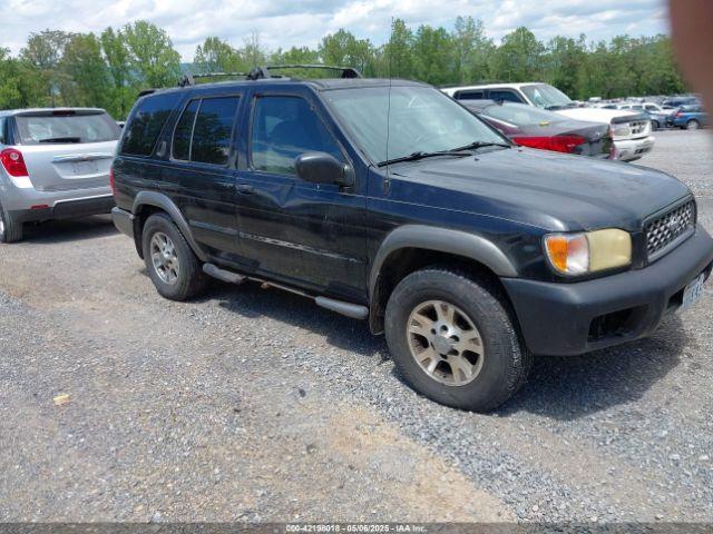  Salvage Nissan Pathfinder