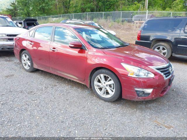  Salvage Nissan Altima