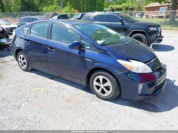  Salvage Toyota Prius