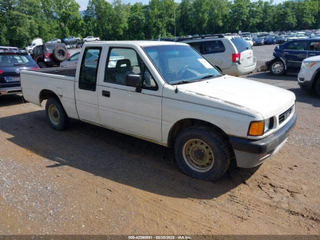  Salvage Isuzu Conventional