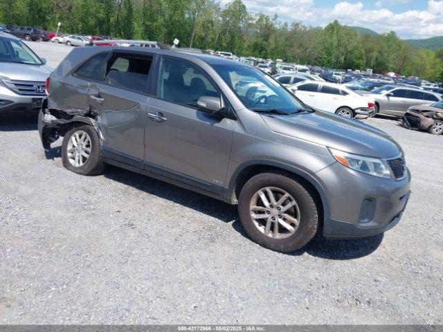  Salvage Kia Sorento