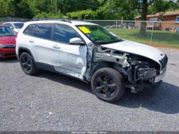  Salvage Jeep Cherokee