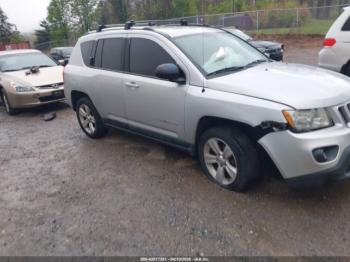  Salvage Jeep Compass