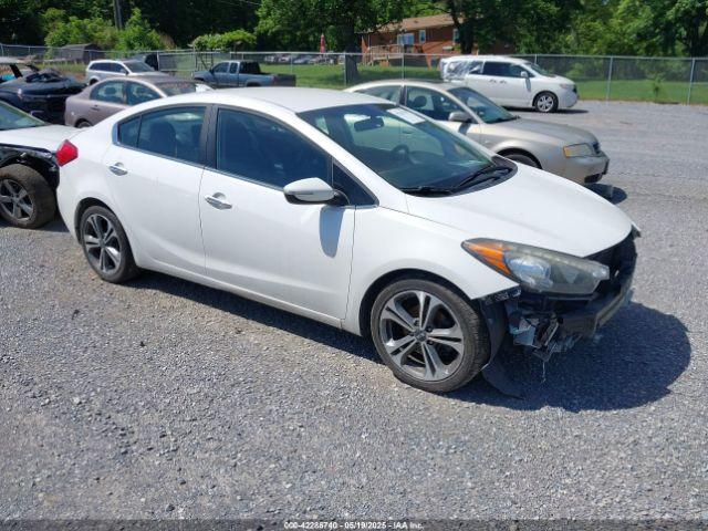  Salvage Kia Forte