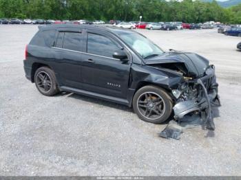  Salvage Jeep Compass
