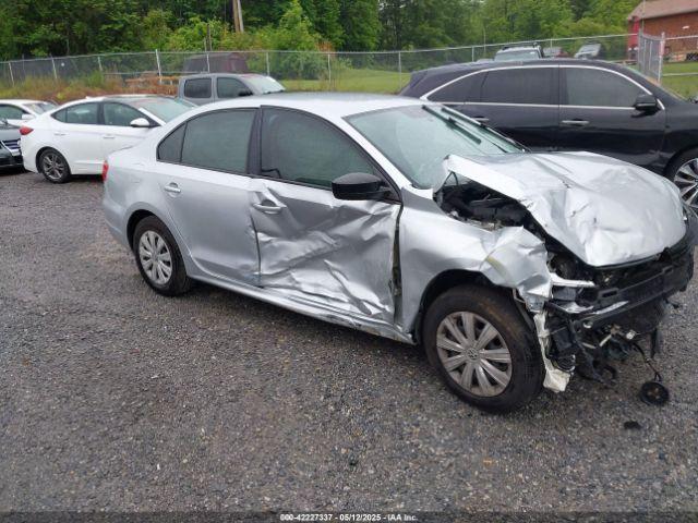  Salvage Volkswagen Jetta