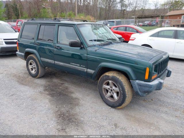  Salvage Jeep Cherokee