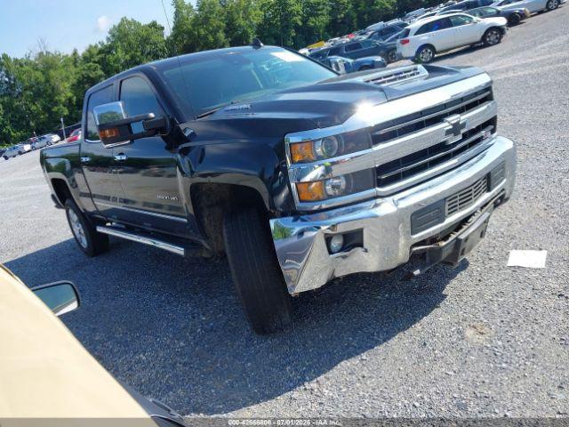  Salvage Chevrolet Silverado 2500