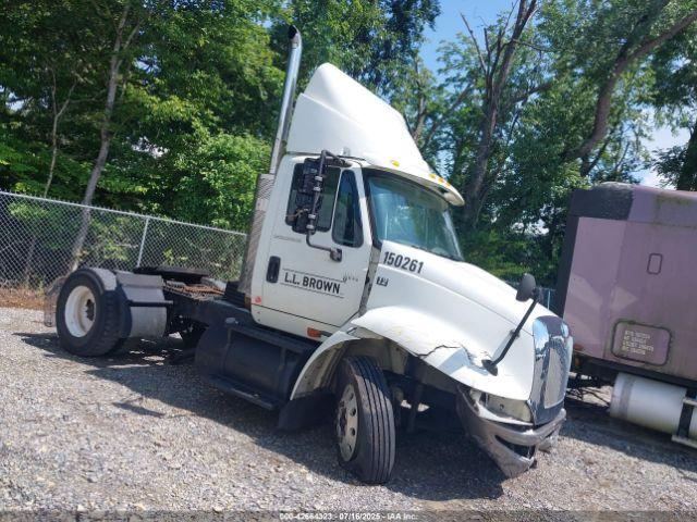  Salvage International 8000