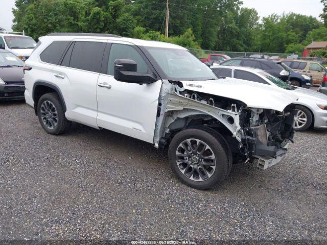  Salvage Toyota Sequoia