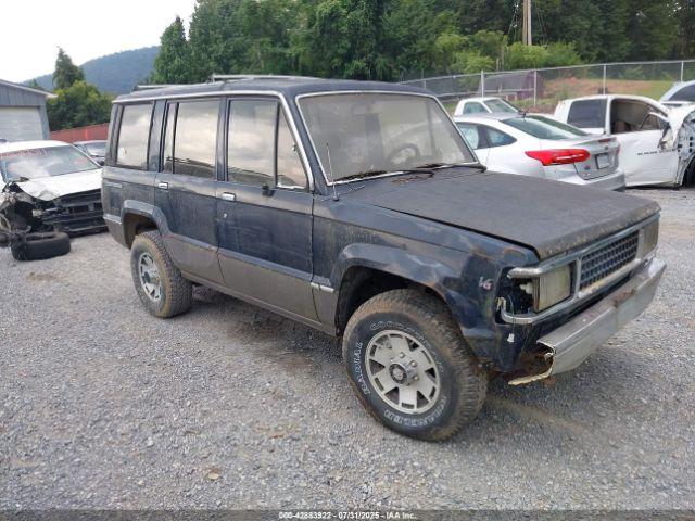  Salvage Isuzu Trooper
