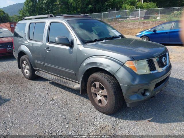  Salvage Nissan Pathfinder