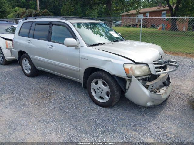  Salvage Toyota Highlander