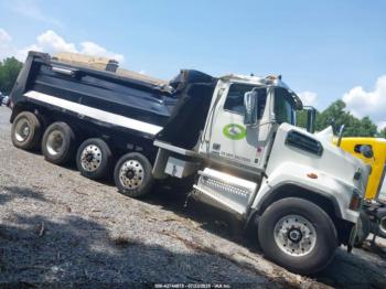  Salvage Western Star 4700 Set Forward Axle