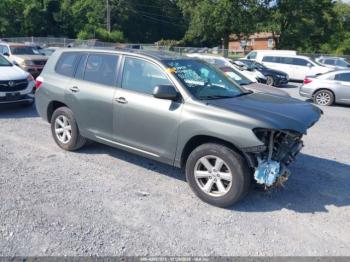  Salvage Toyota Highlander