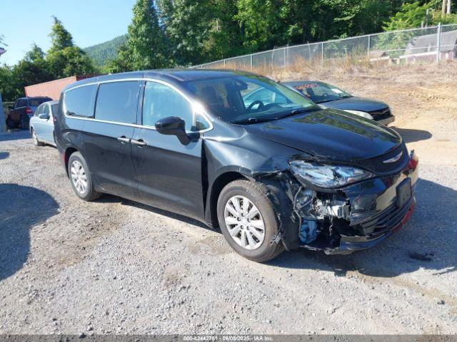  Salvage Chrysler Voyager