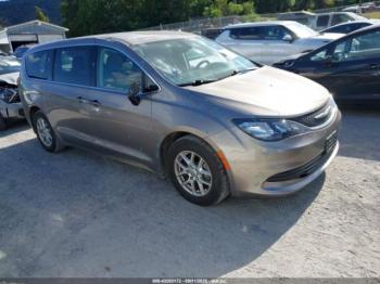 Salvage Chrysler Pacifica