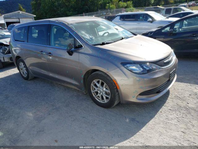  Salvage Chrysler Pacifica