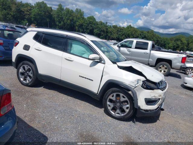  Salvage Jeep Compass
