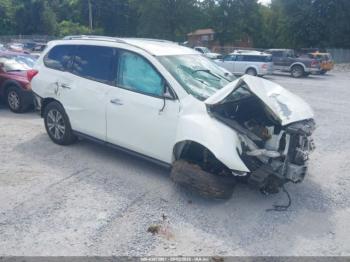  Salvage Nissan Pathfinder