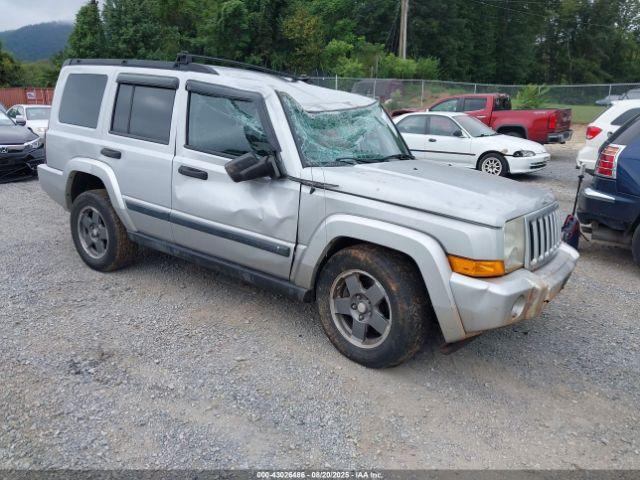  Salvage Jeep Commander