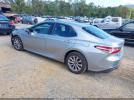 Toyota Camry Le Image 4