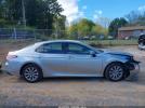 Toyota Camry Le Image 5