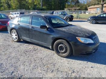 Salvage Chrysler 200