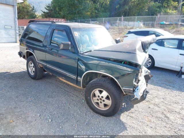  Salvage Chevrolet Blazer