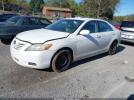 Toyota Camry Le Image 4