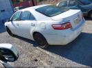 Toyota Camry Le Image 3