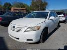 Toyota Camry Le Image 11