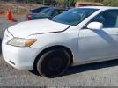 Toyota Camry Le Image 13