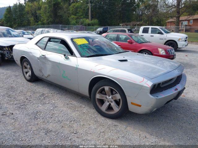  Salvage Dodge Challenger